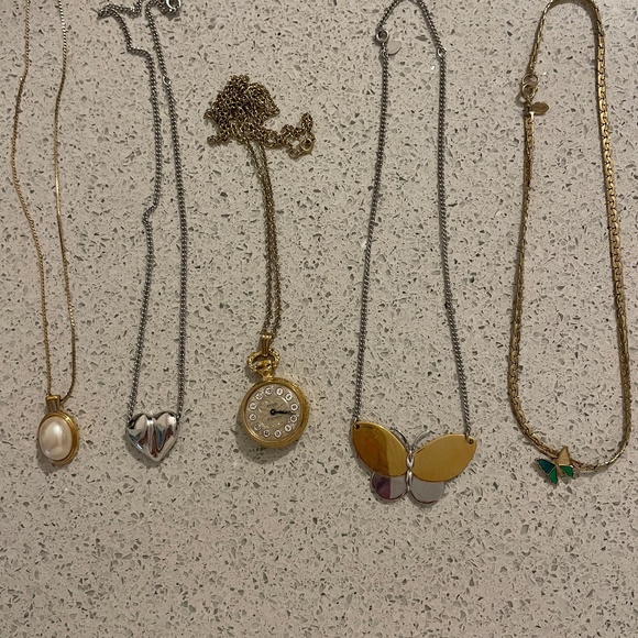 Vintage Avon Jewelry - Picture 1 of 6